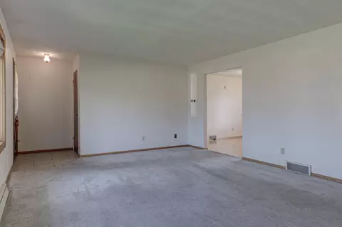 Living - 1508 N Eugene St, Appleton, WI 54914 photo 3 of 4