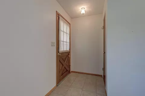 Entry Way - 1508 N Eugene St, Appleton, WI 54914 photo 1 of 1