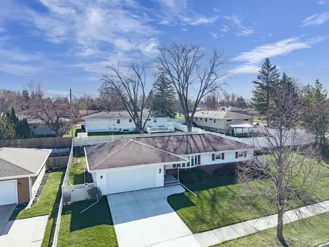 View/Area - 1508 N Eugene St, Appleton, WI 54914 photo 1 of 12
