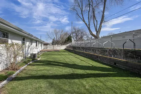 Exterior - 1508 N Eugene St, Appleton, WI 54914 photo 4 of 7