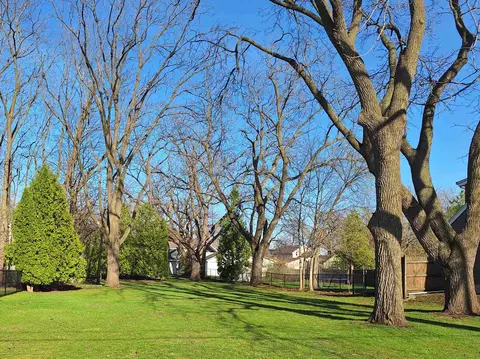 2008 Nebraska St, Oshkosh, WI 54902