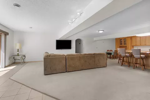 Living - 10 N Kurt Ave, Appleton, WI 54913 photo 5 of 6