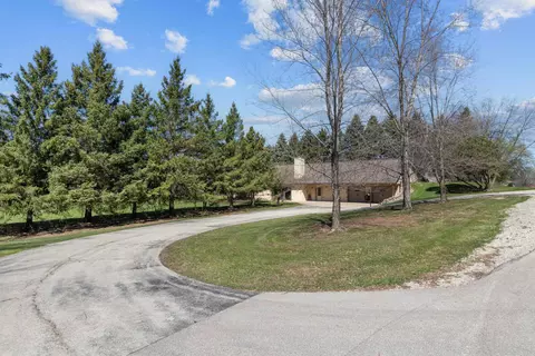 Exterior - 10 N Kurt Ave, Appleton, WI 54913 photo 17 of 17