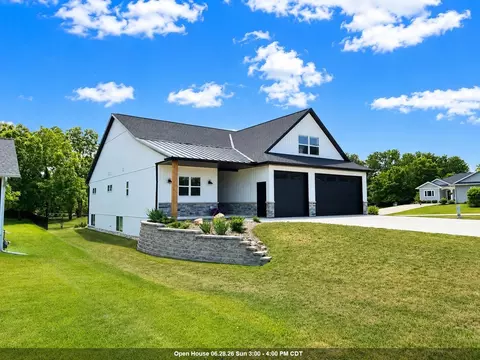 w881 Summit Court, Green Lake, WI 54941