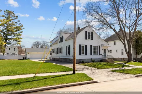 1224 Eastman St, Oshkosh, WI 54901