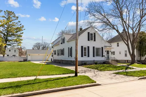 1224 Eastman St, Oshkosh, WI 54901