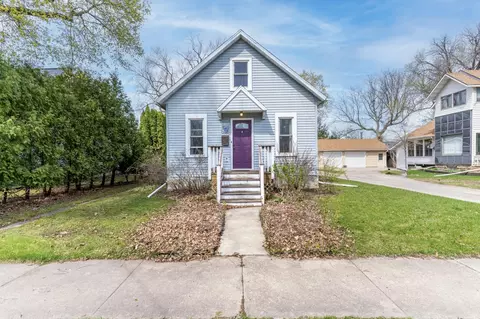 123 Harrison St, Neenah, WI 54956