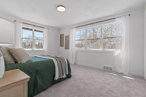 Bedroom - 2734 N Beechwood Ct, Appleton, WI 54911 photo 3 of 7