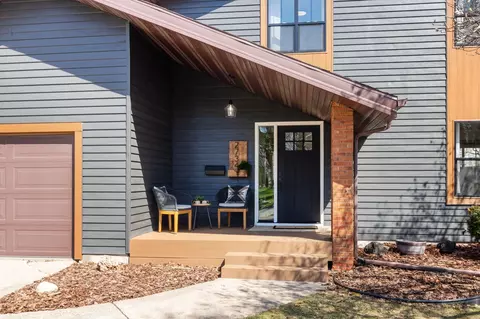 Exterior - 2734 N Beechwood Ct, Appleton, WI 54911 photo 3 of 7