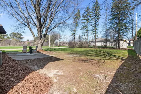 Exterior - 2734 N Beechwood Ct, Appleton, WI 54911 photo 7 of 7