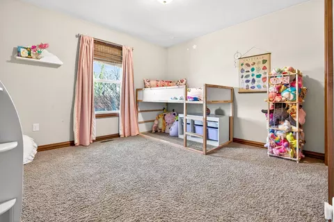 Bedroom - 4102 E Braeburn Dr, Appleton, WI 54913 photo 1 of 4