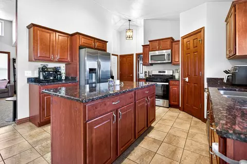 Kitchen - 4102 E Braeburn Dr, Appleton, WI 54913 photo 1 of 2