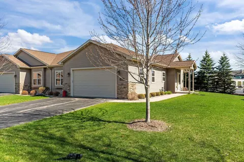 1210 Cameron Cir, Neenah, WI 54956