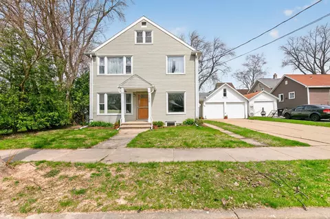 106 W Parkway Blvd, Appleton, WI 54911