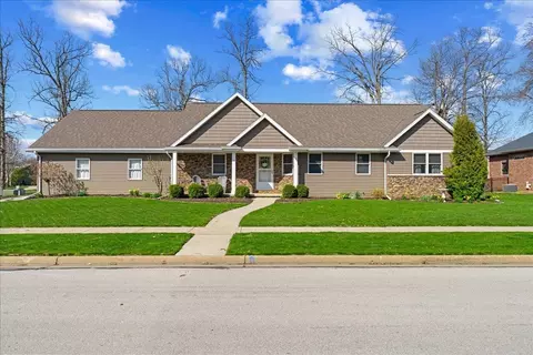 2101 Tenmile Dr, De Pere, WI 54115