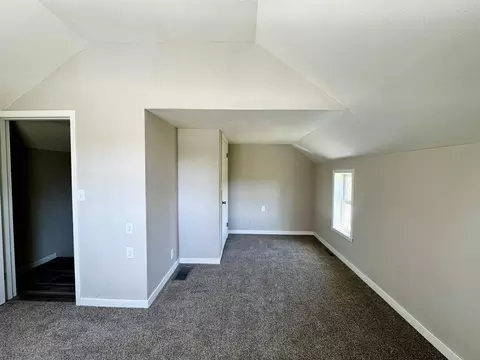 Bedroom - 930 E Dall St, Shawano, WI 54166 photo 4 of 4