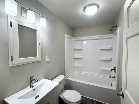 Bath - 930 E Dall St, Shawano, WI 54166 photo 1 of 1