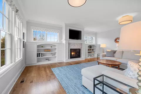 Living - 2324 E Highpond Xing, Appleton, WI 54913 photo 3 of 6