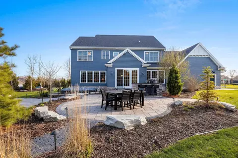 Exterior - 2324 E Highpond Xing, Appleton, WI 54913 photo 5 of 12