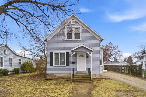 206 Wright Ave, Neenah, WI 54956