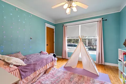 Bedroom - 920 N Kin St, Appleton, WI 54911 photo 5 of 10