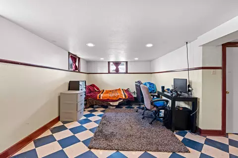 Bedroom - 920 N Kin St, Appleton, WI 54911 photo 10 of 10