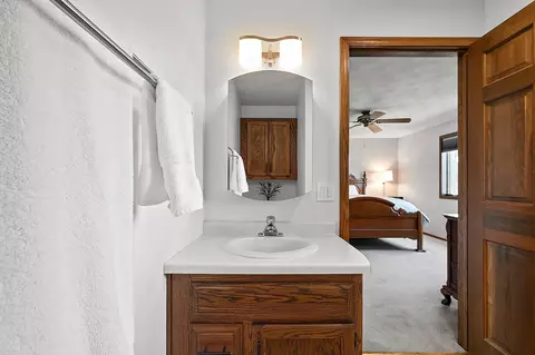 Bath - w2251 Pine Lane, Freedom, WI 54130 photo 2 of 4