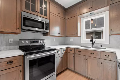 Kitchen - 622 N Sampson St, Appleton, WI 54911 photo 3 of 7