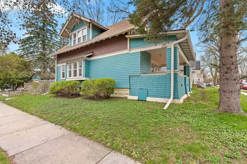 Exterior - 622 N Sampson St, Appleton, WI 54911 photo 2 of 21