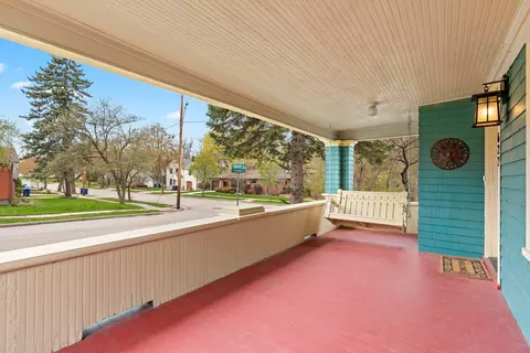 Exterior - 622 N Sampson St, Appleton, WI 54911 photo 5 of 21
