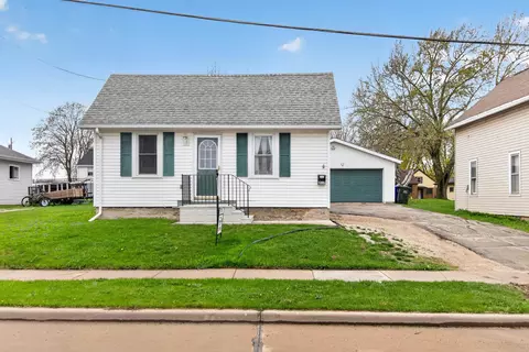 217 Gertrude St, Kaukauna, WI 54130