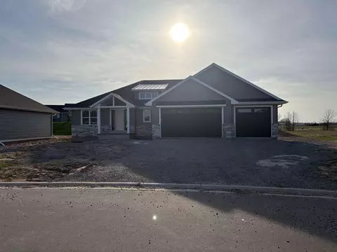 1445 Divinity Dr, De Pere, WI 54115