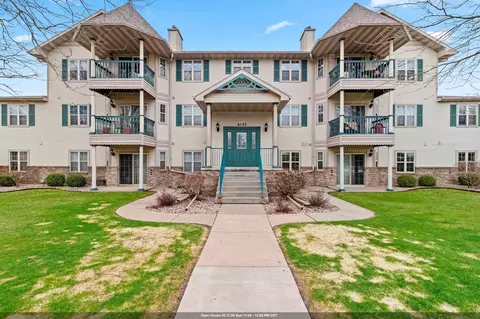 W6143 Victorian Drive #15, Appleton, WI 54915