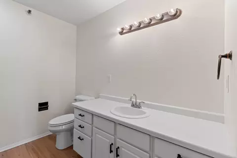 Bath - W6143 Victorian Drive #15, Appleton, WI 54915 photo 1 of 5