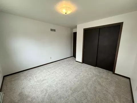 Bedroom - 1220 E Roeland Ave, Appleton, WI 54915 photo 6 of 9