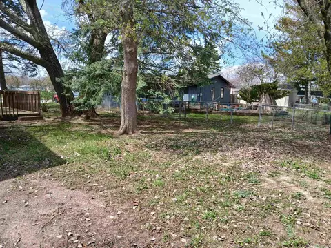 Exterior - 1220 E Roeland Ave, Appleton, WI 54915 photo 6 of 9