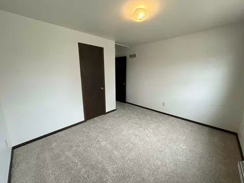Bedroom - 1220 E Roeland Ave, Appleton, WI 54915 photo 9 of 9