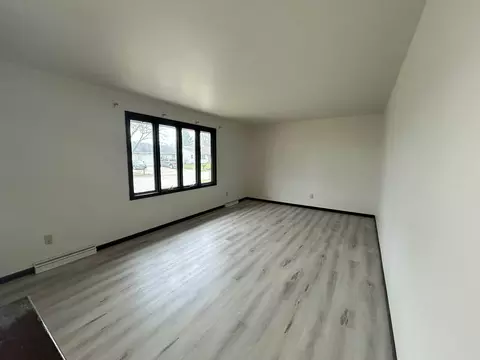 Living - 1220 E Roeland Ave, Appleton, WI 54915 photo 2 of 7