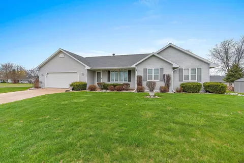 2682 Altair St, Green Bay, WI 54311