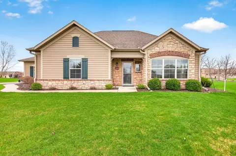 Exterior - 2104 E Milestone Dr, Appleton, WI 54913 photo 6 of 10