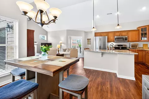 Dining - 2104 E Milestone Dr, Appleton, WI 54913 photo 1 of 3