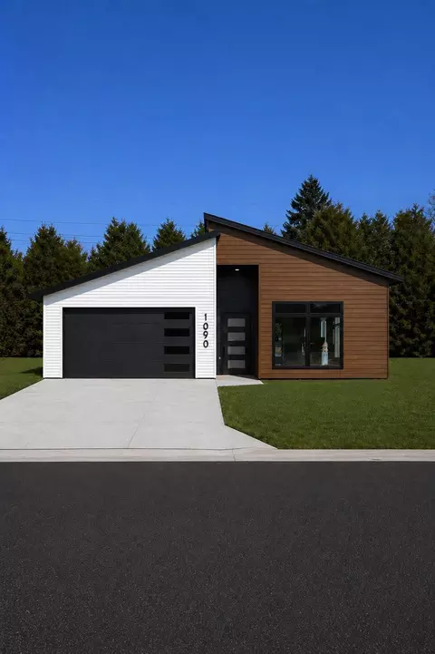 1090 Sawyer Dr, Sturgeon Bay, WI 54235