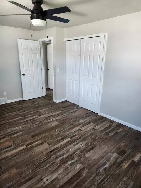 Bedroom - 319 S Midpark Dr, Appleton, WI 54915 photo 1 of 3