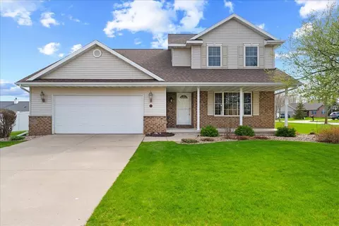 407 Waterview Rd, De Pere, WI 54115