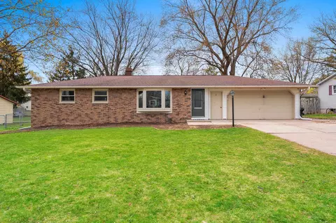 3051 Holland Rd, Green Bay, WI 54313