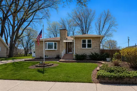 119 E Taft Ave, Appleton, WI 54915