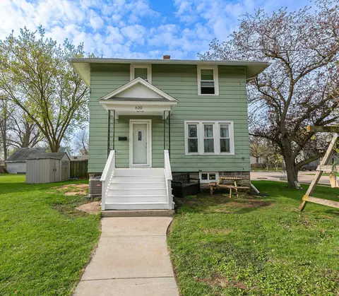620 Sherry St, Neenah, WI 54956