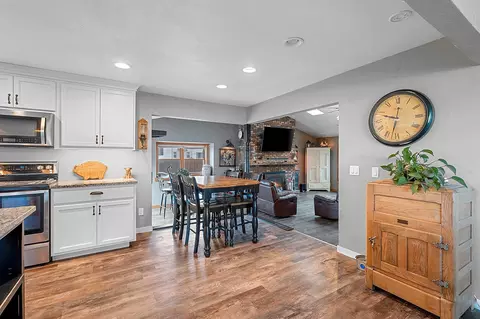 Kitchen - 5000 N French Rd, Appleton, WI 54913 photo 8 of 8