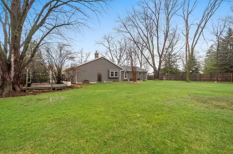 Exterior - 5000 N French Rd, Appleton, WI 54913 photo 9 of 15