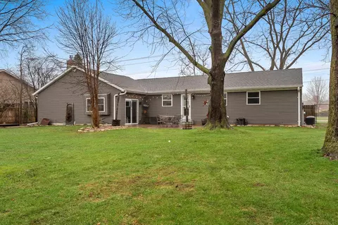 Exterior - 5000 N French Rd, Appleton, WI 54913 photo 6 of 15
